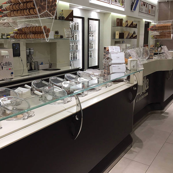 Guttilla Alta Gelateria Italiana e GX8